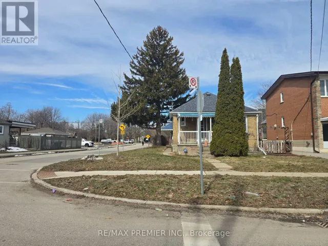 468 GLEN PARK AVENUE, Toronto (Yorkdale-Glen Park), Ontario M6B2E7