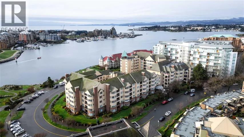 618 50 Songhees Rd, Victoria, British Columbia V9A7J4