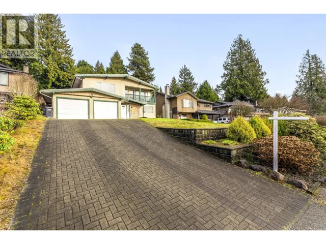 317 GLOUCESTER COURT, Coquitlam, British Columbia V3K5S6