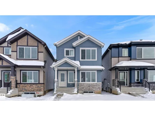 1016 14 AV NW, Edmonton, Alberta T6T2W8