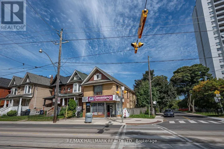 675 BROADVIEW AVENUE, Toronto (North Riverdale), Ontario M4K2P4