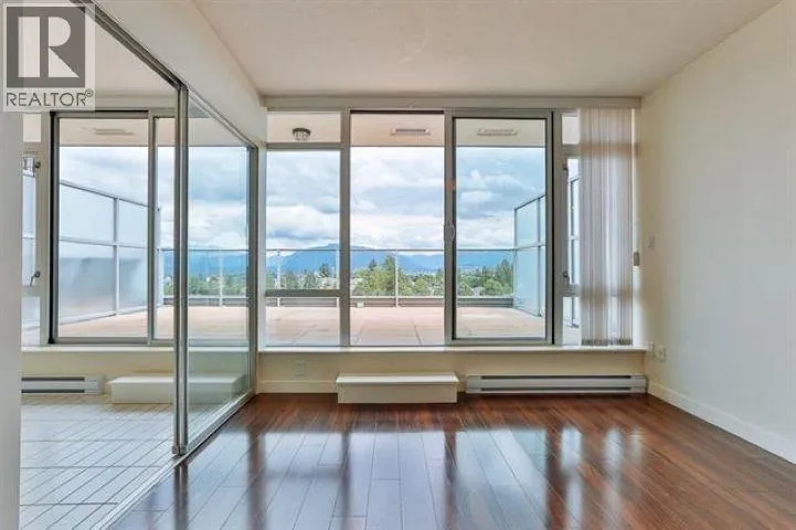 PH9 4818 ELDORADO MEWS, Vancouver, British Columbia V5R0B3