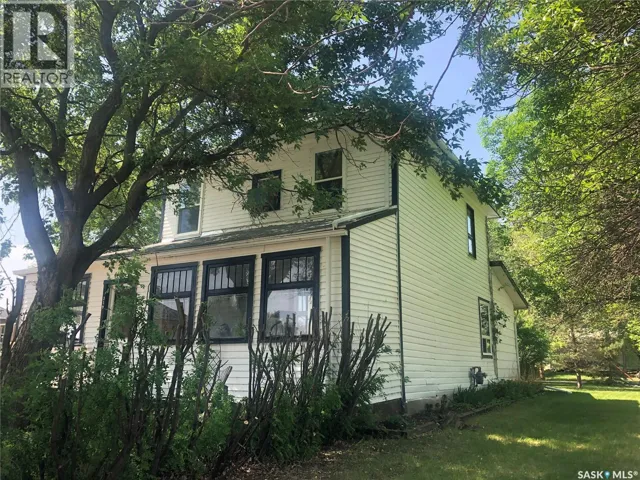 319 Carlyle STREET, Arcola, Saskatchewan S0C0G0