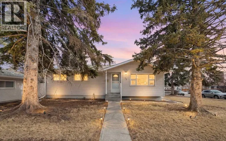 59 Hogarth Crescent SW, Calgary, Alberta T2V3A8