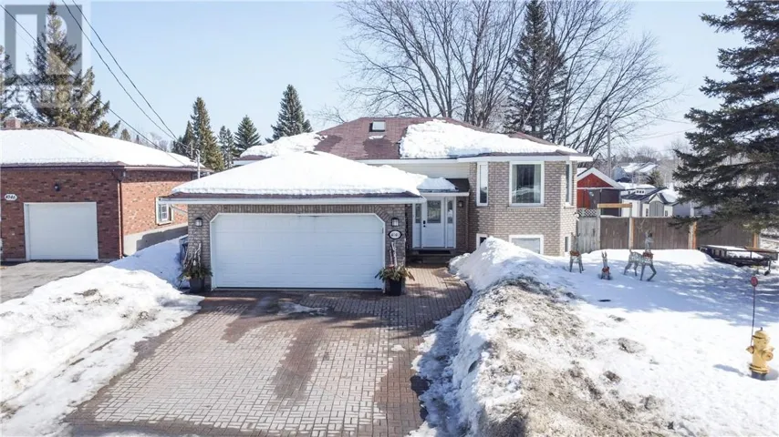 4040 Roma Street, Hanmer, Ontario P3P1S2