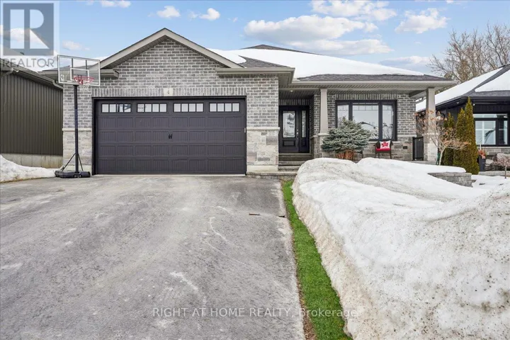4 SYLVAN STREET, Quinte West (Murray Ward), Ontario K8V0C6