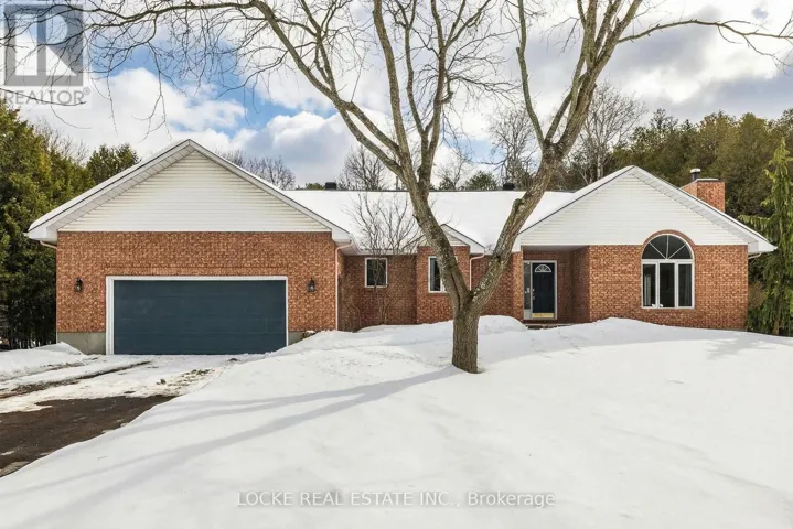 6492 WADDION DRIVE, Ottawa, Ontario K4P1E7