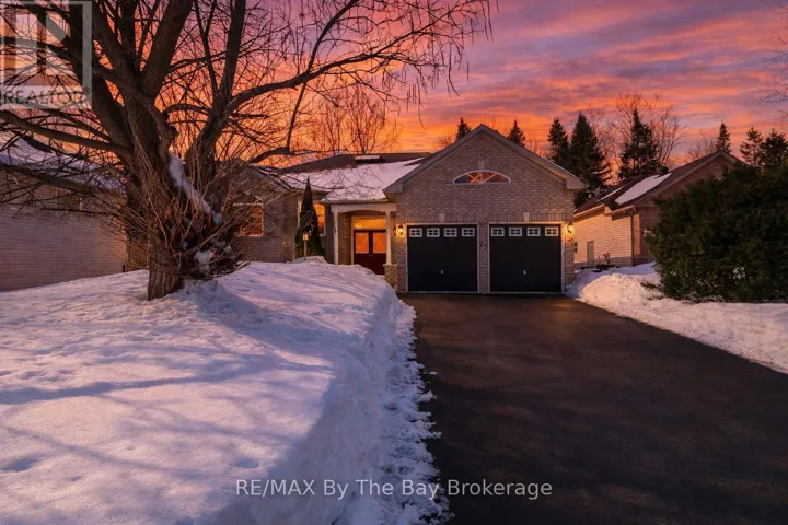 27 SILVERSANDS CRESCENT, Wasaga Beach, Ontario L9Z1P8