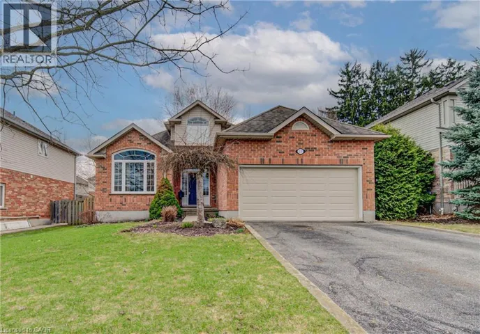 11 CAROLINIAN Lane, Cambridge, Ontario N1S5B5