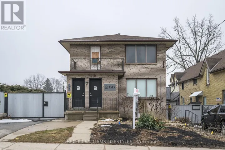 1235 DUNDAS STREET, London East (East M), Ontario N5W3B1