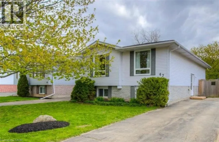 47 OSIJEK Crescent, Brantford, Ontario N3P1Z4
