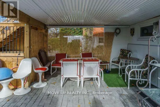 W/O BASEMENT - 34 HAMILTON DRIVE, Newmarket (Huron Heights-Leslie Valley), Ontario L3Y3E8