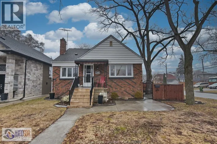 2496 BYNG, Windsor, Ontario N8W3E8