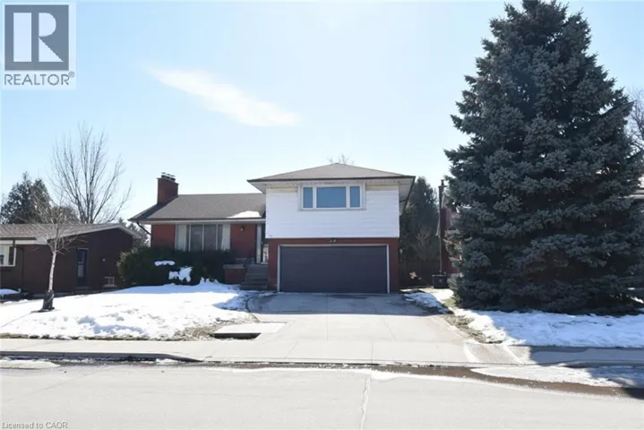 142 DELMAR Drive, Hamilton, Ontario L9C1J9