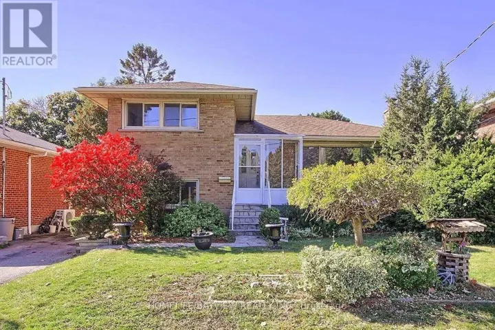 UPPER - 12 SHREWSBURY SQUARE, Toronto (Tam O'Shanter-Sullivan), Ontario M1T1L2