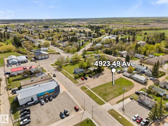4923 49 AV, Onoway, Alberta T0E1V0