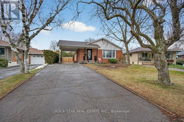 15 MARSHALL STREET, Brantford, Ontario N3R3C8