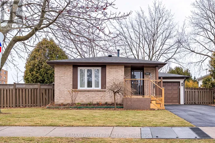 390 BRANTWOOD PARK ROAD, Brantford, Ontario N3P1K7