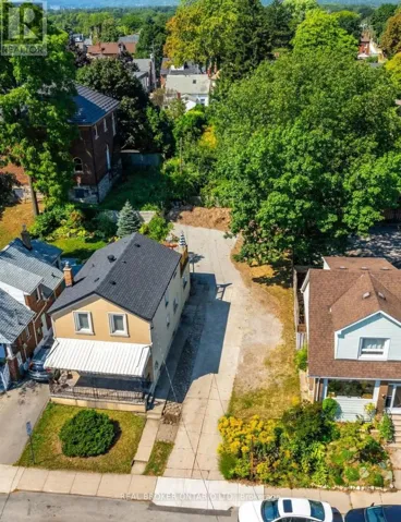 153 STRATHCONA AVENUE N, Hamilton (Strathcona), Ontario L8R3C4