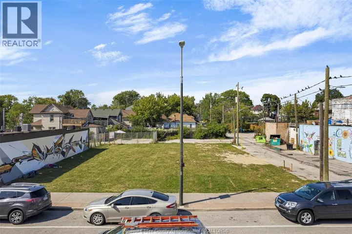 934-938 WYANDOTTE STREET East, Windsor, Ontario N9A3J8