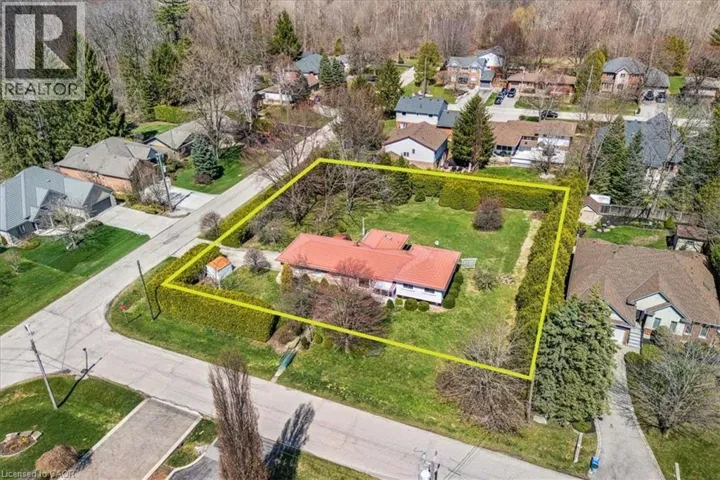 1 WESTVIEW Crescent, Waterdown, Ontario L8B0E4