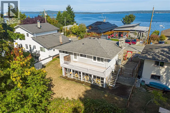 9992 Beach Dr, Chemainus, British Columbia V0R1K1