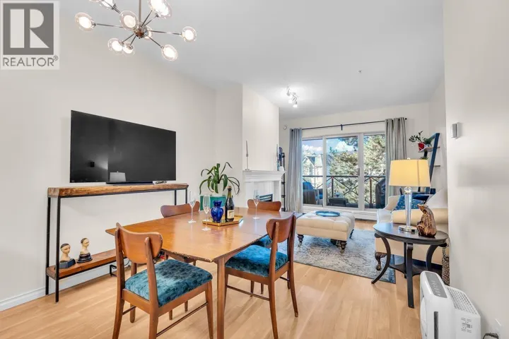 215 2109 ROWLAND STREET, Port Coquitlam, British Columbia V3C6J4