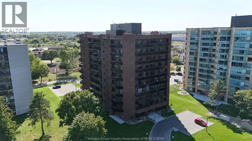 3663 RIVERSIDE DRIVE Unit# 904, Windsor, Ontario N8Y4V3