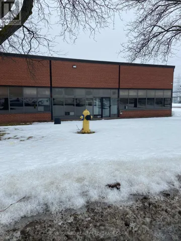 100 BRISBANE ROAD, Toronto (York University Heights), Ontario M3J2K2