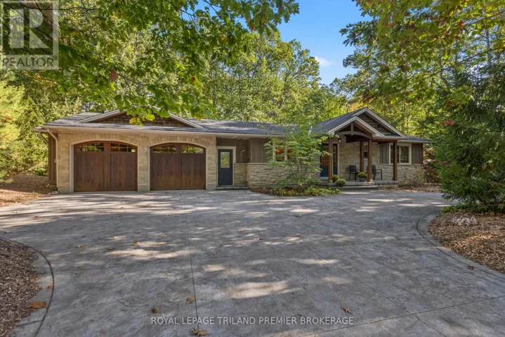10300 BEACH O'PINES ROAD, Lambton Shores (Grand Bend), Ontario N0M1T0