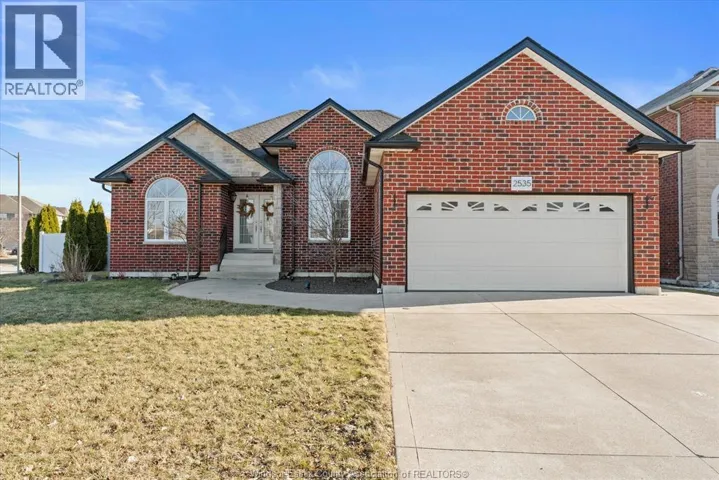 2535 SKINNER, LaSalle, Ontario N9H2R6