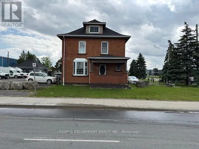 1360 RYMAL ROAD E, Hamilton (Hannon), Ontario L8W3N1