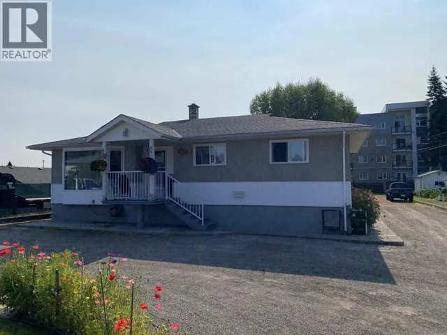 2923 FERRY AVENUE, Prince George, British Columbia V2N1L3