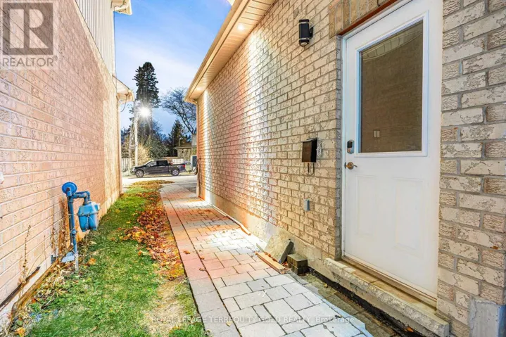 BSMT - 66 RIDEOUT STREET, Ajax (South East), Ontario L1S1P8