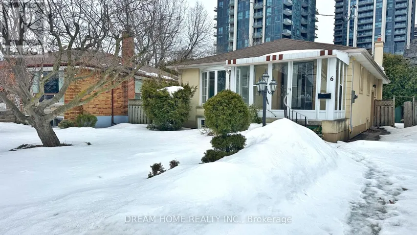 MAIN FLOOR - 6 CLEMENTINE SQUARE, Toronto (Woburn), Ontario M1G2V7