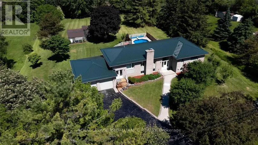 267 COUNTY ROAD 28, Prince Edward County (Ameliasburg Ward), Ontario K8N4Z7