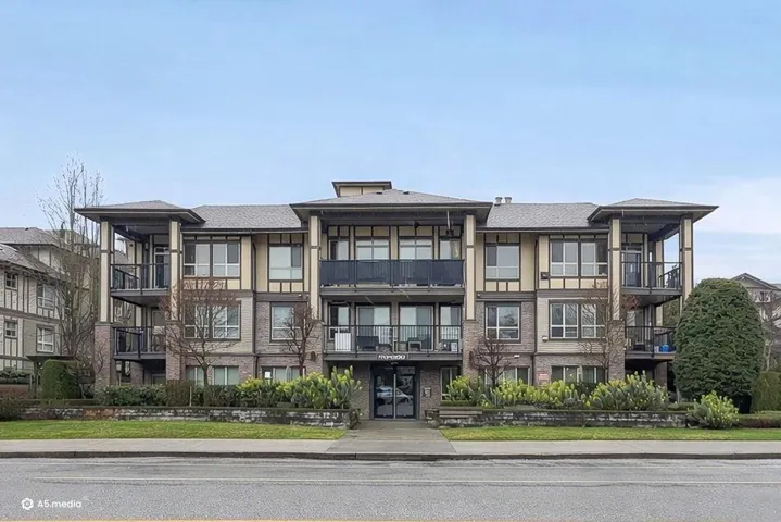 213 8733 160 STREET, Surrey, British Columbia V4N6P9