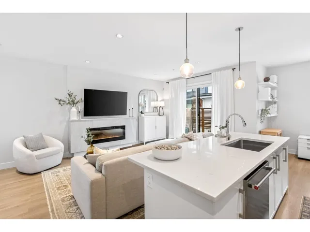 31 22128 48A AVENUE, Langley, British Columbia V3A0L6