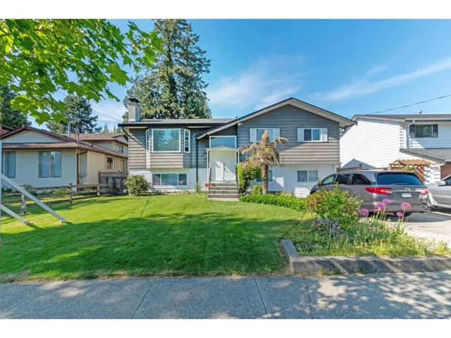 14917 92 AVENUE, Surrey, British Columbia V3R1B9
