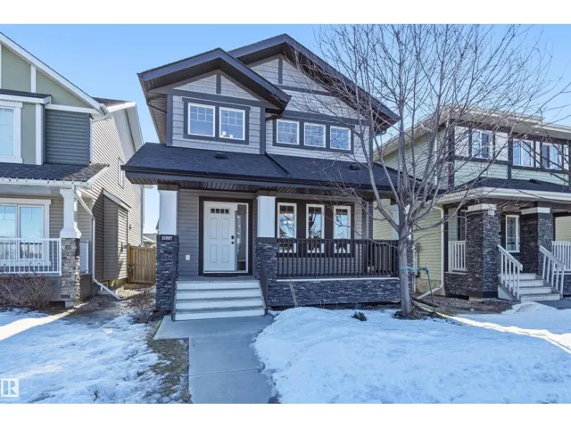 15907 13 AV SW, Edmonton, Alberta T6W2H5