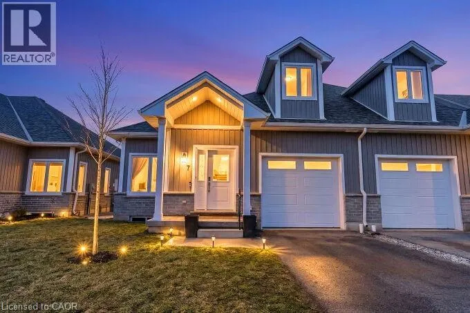 744 NELSON Street W Unit# 7, Port Dover, Ontario N0A1N0