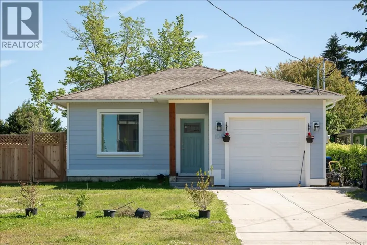 104 Lee Ave, Parksville, British Columbia V9P1L9