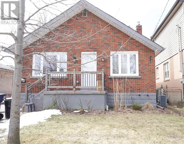 BASEMENT - 52 SANDOWN AVENUE, Toronto (Birchcliffe-Cliffside), Ontario M1N3W3