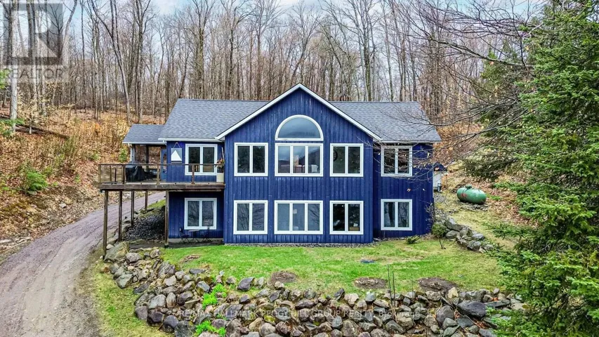 1070 RIL LAKE ROAD, Lake of Bays (Ridout), Ontario P0B1A0