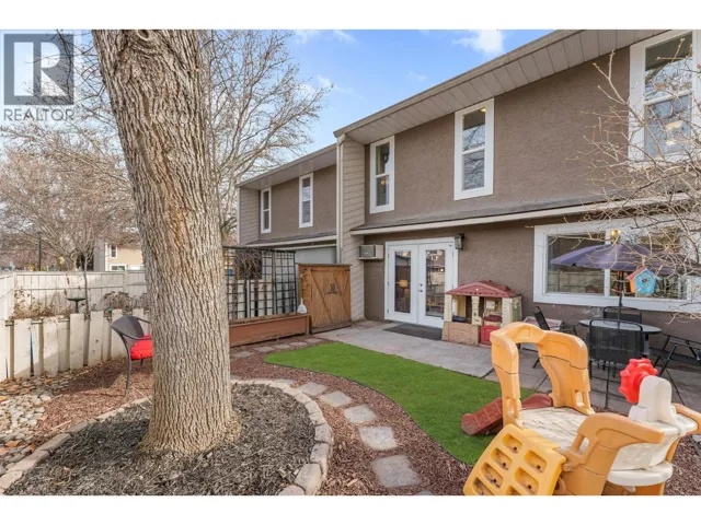 217 Franklyn Road Unit# 10, Kelowna, British Columbia V1X6A9