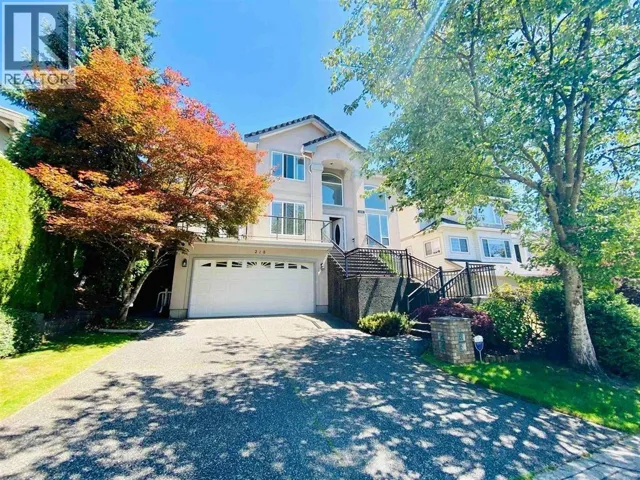 218 PARKSIDE DRIVE, Port Moody, British Columbia V3H4Z6