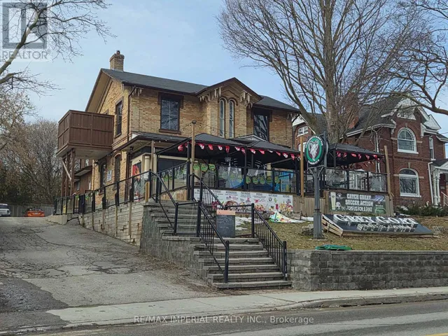 74 MAIN STREET S, Newmarket (Central Newmarket), Ontario L3Y3Y6