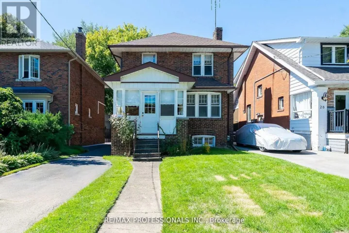 24 QUEENS AVENUE, Toronto (Mimico), Ontario M8V2N1