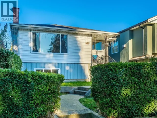 447 E 30TH AVENUE, Vancouver, British Columbia V5V2V5