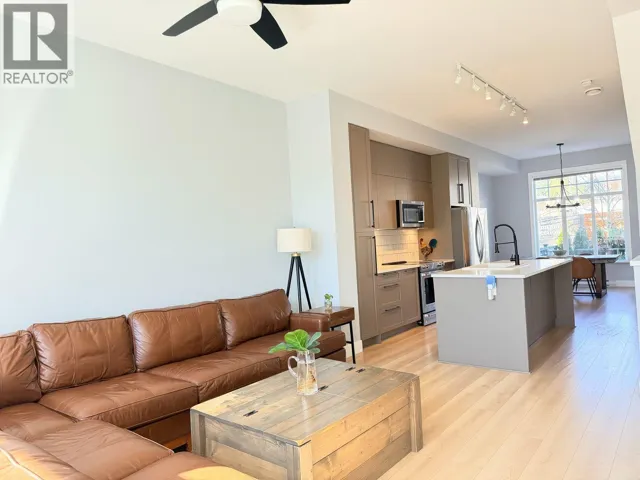 43 3552 VICTORIA DRIVE, Coquitlam, British Columbia V3C3V4